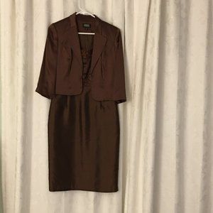 Adrianna Papell Occasions size 4 chocolate brown dress with jacket